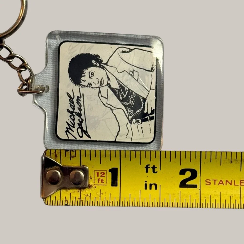 Michael Jackson Thriller Album Cover Keychain – Black & White MJ Collectible